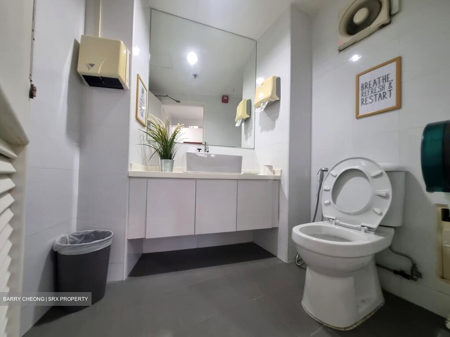 Uob Plaza (D1), Office #503338901